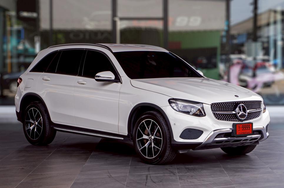 BENZ GLC250d Off-road 2019 เครื่องยนต์ดีเซล 2.0 ลิตร รถสวยมากภายในสภาพดีสุดๆ เครื่องยนต์ดี เกียร์ดี ช่วงล่างนุ่ม เลขไมล์ 120,xxx KM