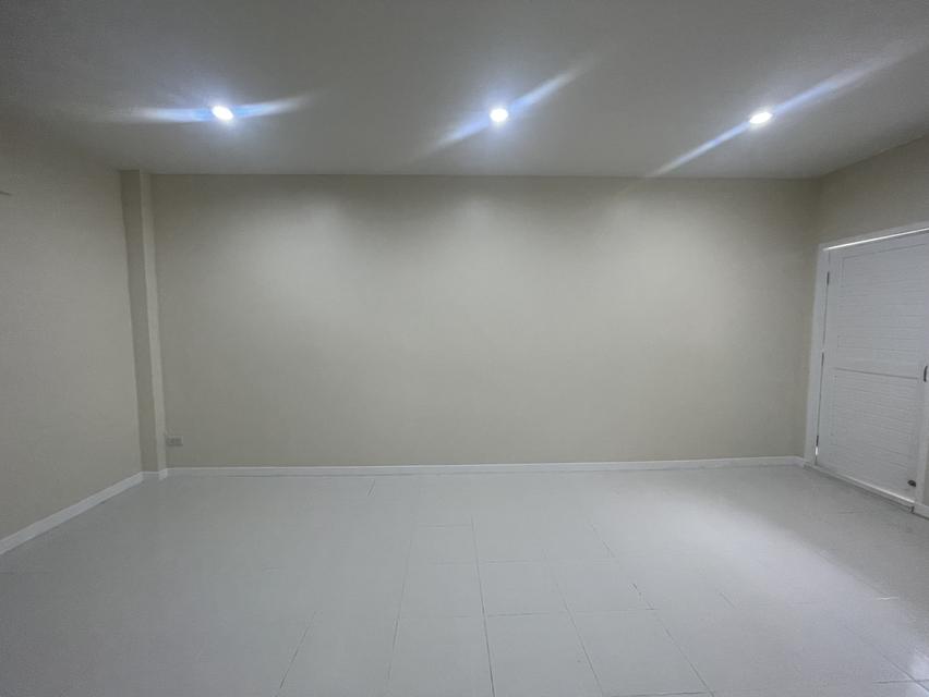 ขายคอนโด พหลโยธิน 50 ใกล้ BTS สะพานใหม่ 2