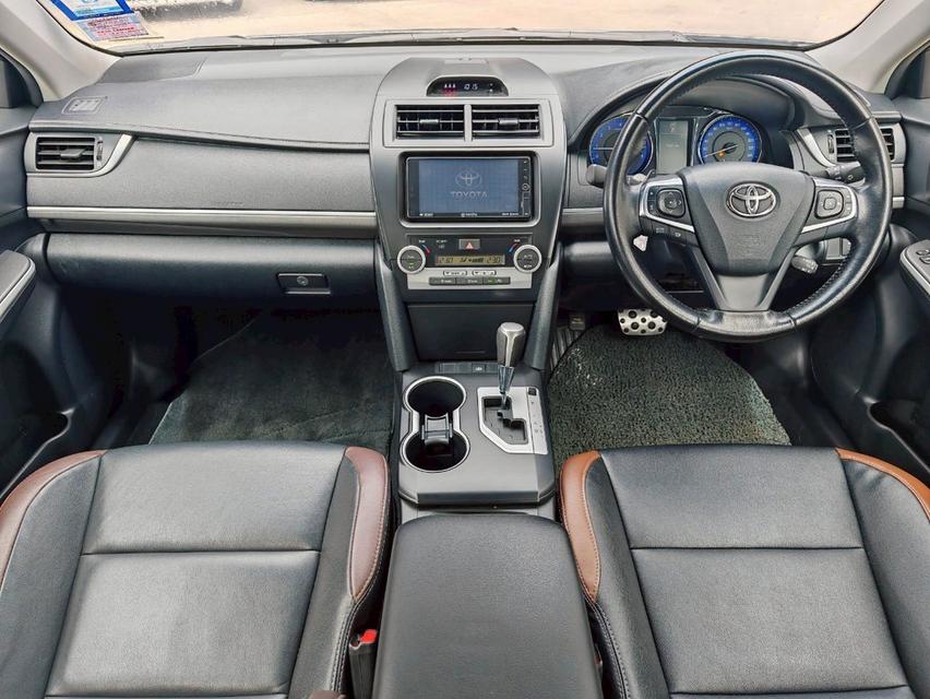 TOYOTA CAMRY 2.5G ESPORT 6