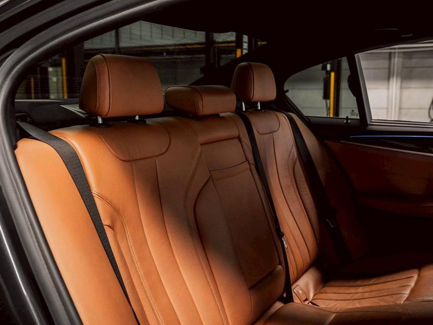 รหัสรถ 67GG6561 BMW 530i g30 ปี2017