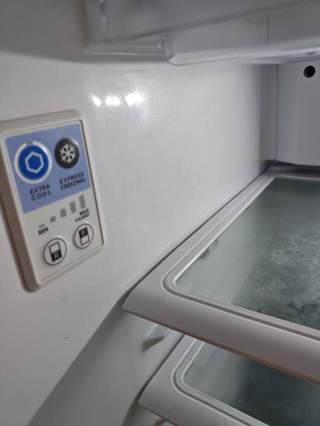 ขายตู้เย็น sharp 2 ประตูขนาด 14.4 คิวสภาพใหม่คล้ายเพียง 6,000 บาท รูปที่ 6