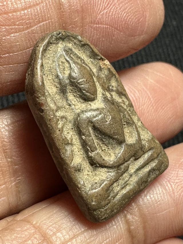 พระกำแพงซุ้มกอพิมพ์กลาง รูปที่ 3