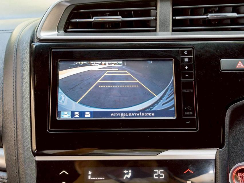 Honda Jazz 1.5RS + ปี 2017 ♨️ #ประกันเครื่องเกียร์3ปี3หมื่นkm♨️ 17