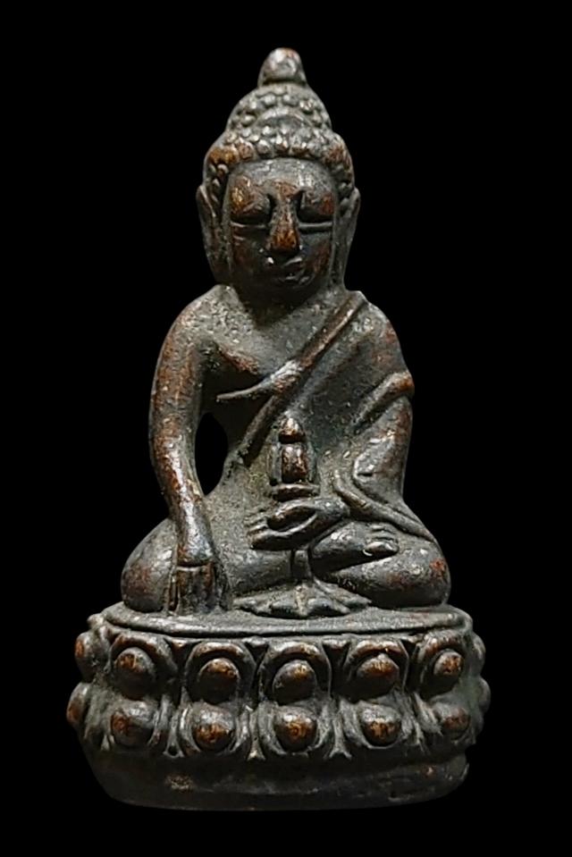 พระกริ่ง หลังบัวเนื้อแดงเก่า ไม่ทราบที่