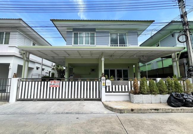 ขายบ้านแฝด หมู่บ้านสาริน อเวนิว พระราม 2 เนื้อที่ 35.7 ตร.ว. 2 ชั้น 3 นอน 3 น้ำ 1