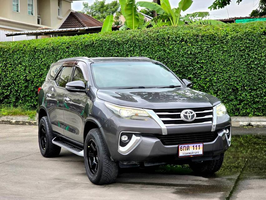 (แจ้งรหัสรถ PEAT624) TOYOTA FORTUNER 2.4 ปี 2018