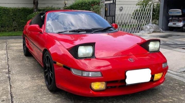 Toyota MR2 สีแดงสวย 2