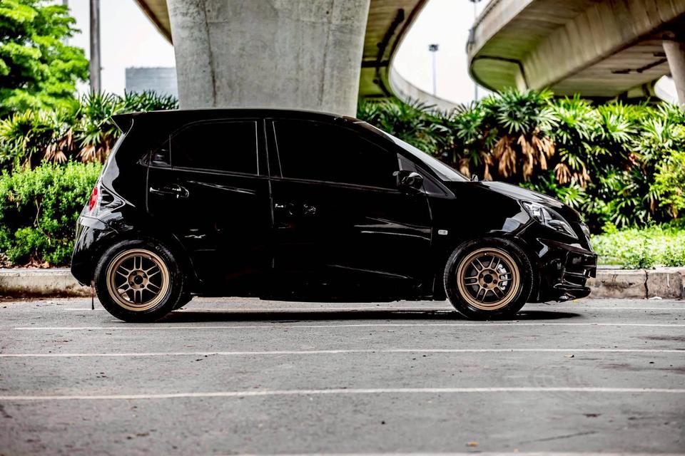 Honda Brio 1.2V ท๊อปสุด ปี 2012 เกียร์ออโต้ สีดำ 8