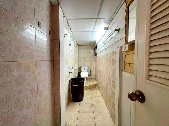 รพ.ศิริราช 2.1 กม. บ้านเช่า 3-4นอน 1น้ำ วัดดีดวด MRTอิสรภาพ 850ม. จรัญ 8-12 ทำเลฝั่งธน ใจเมือง ใกล้รถไฟฟ้า เลี้ยงสัตว์ได 5