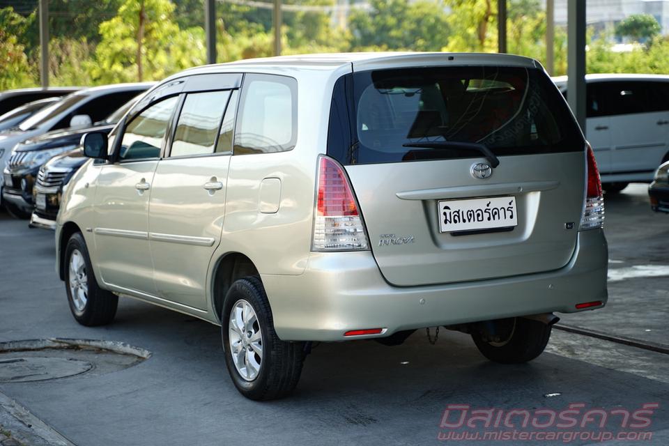 2011 TOYOTA INNOVA 2.0G 5