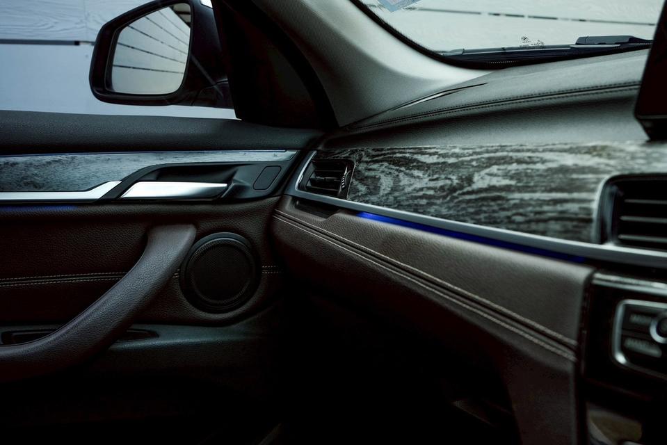 BMW X1 2.0 sDrive20d xLine F48 AT 2021 รูปที่ 13