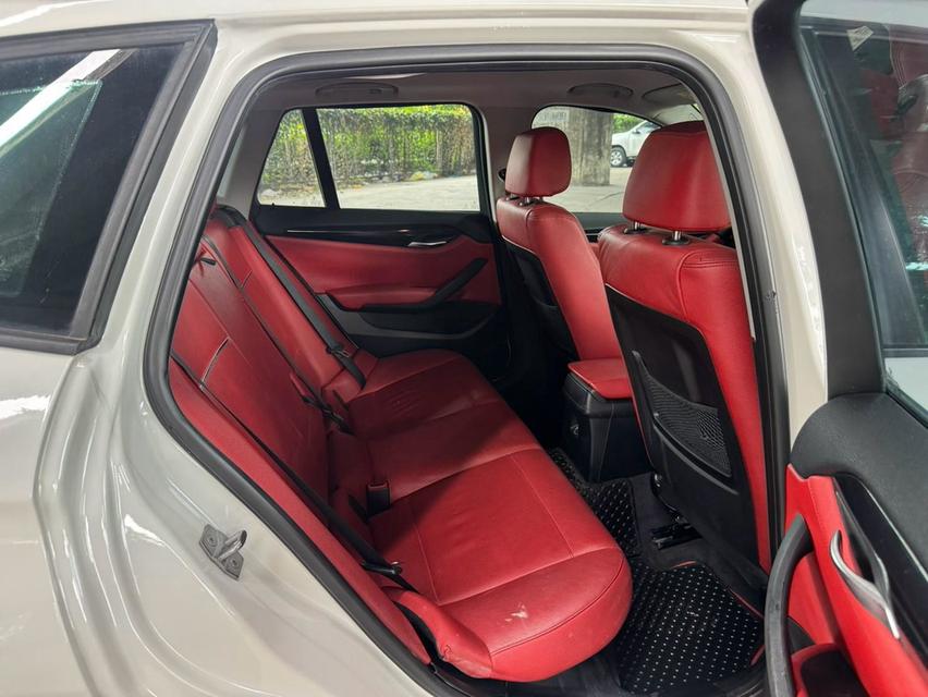 🚗 2015 BMW X1 2.0 sDrive18i Sport AT รูปที่ 15