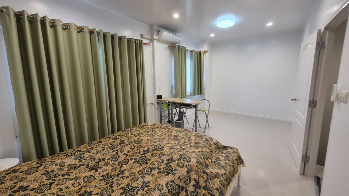 ขายบ้านทาวน์เฮ้าส์ห้องริม 14