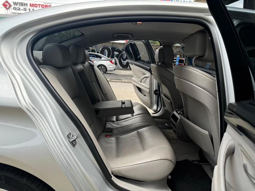 🔥ฟรีดาวน์ ซีรี่ย์5 รถสวยพร้อมใช้ ขายถูกมาก BMW 523i F10 AT ปี 2014 16