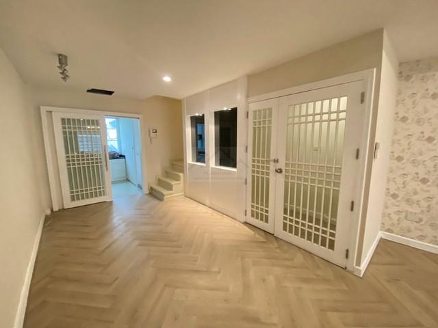 ให้เช่าทาวน์โฮม 5 ชั้น รีโนเวทใหม่ ทำเลทอง ย่านปทุมวัน ใกล้สยาม MBK เพียง 300 เมตร จาก BTS สนามกีฬา **เหมาะอยู่อาศัยหรือ 1