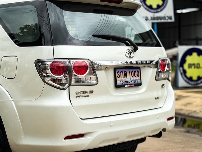 Toyota Fortuner 3.0V ปี12 10