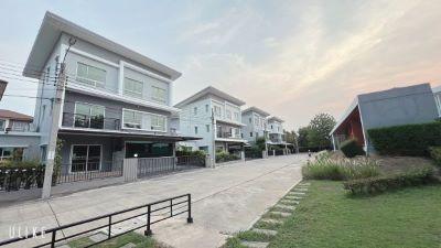 ขายบ้านเดี่ยว 3 ชั้น ตกแต่งพร้อมอยู่ 17