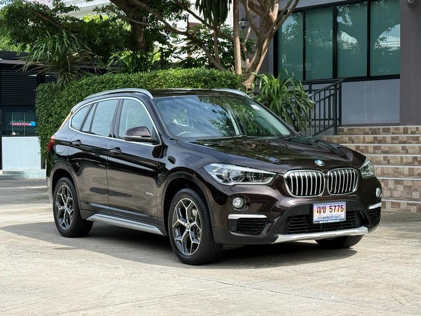 2019 BMW X1 18D F48 รถมือเดียวออกป้ายแดง รถวิ่งน้อย เข้าศูนย์ตามระยะ รถไม่เคยมีอุบัติเหตุครับ