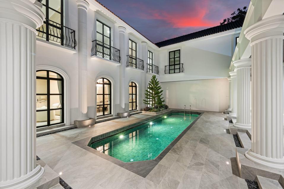 บ้านเดี่ยวพร้อมสระว่ายน้ำ ซอยนาคนิวาส 41 เขตลาดพร้าว 3