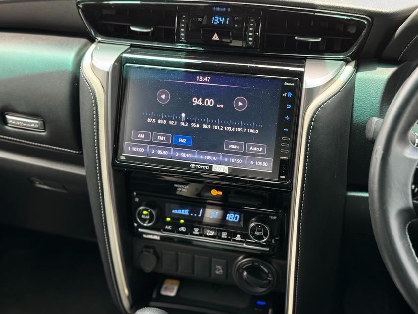 FORTUNER Legender 2.8 4WD ปี 2021 รูปที่ 19
