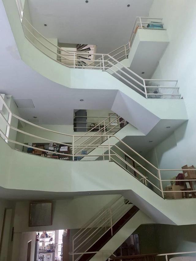 ขายที่ดินพร้อมอพาร์ทเม้นท์และบ้าน 6 ชั้น ทำเลดี ตรงข้าม#kingpower #ราคาดีทำเลดีติดต่อผึ้งรติ0619419639 6