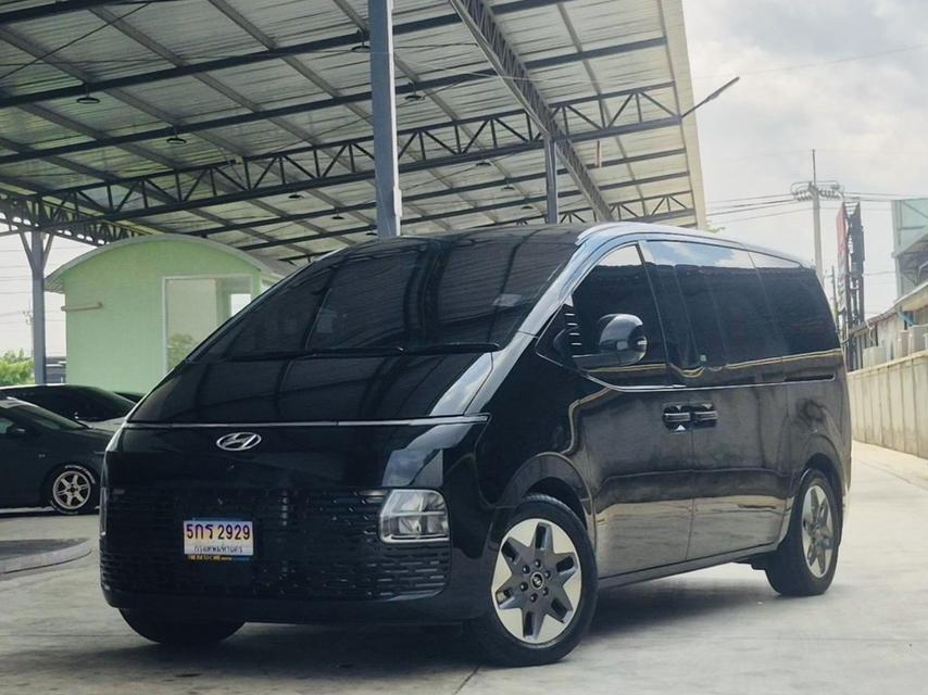 เพียง 20,000 กิโล HYUNDAI STARIA SEL รถสวย โทร.0922639576 เอ๋