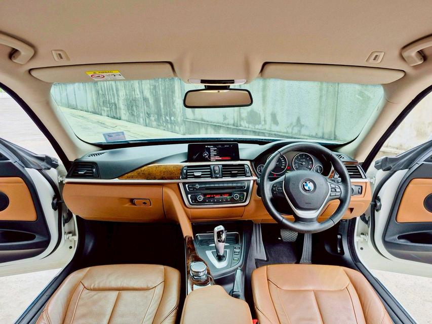 BMW 320D GT ปี15 10