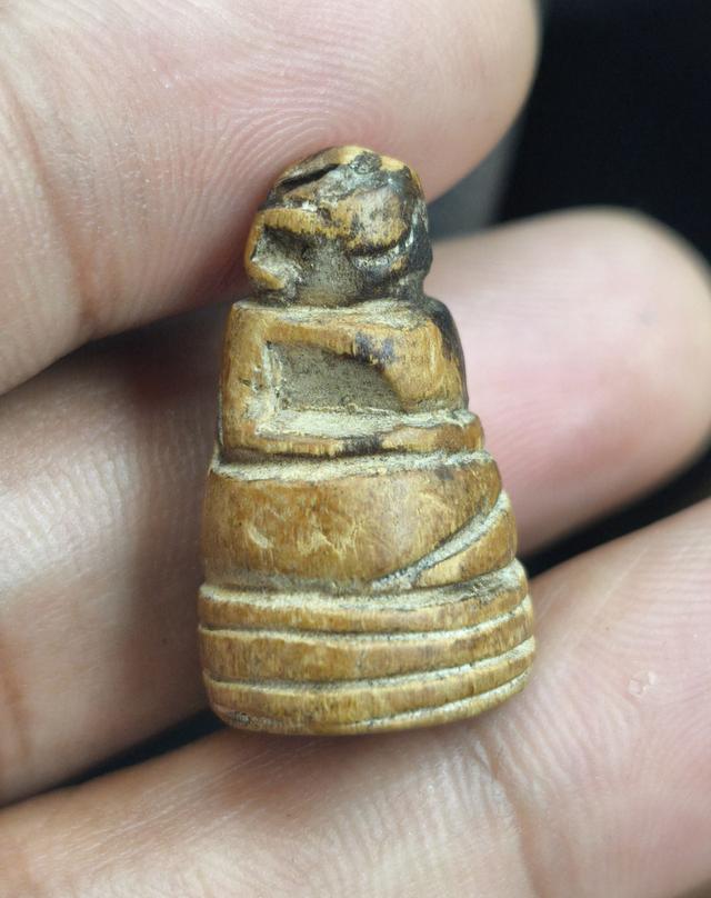 องคตหลวงพ่อปาน วัดบางกระสอบ 5