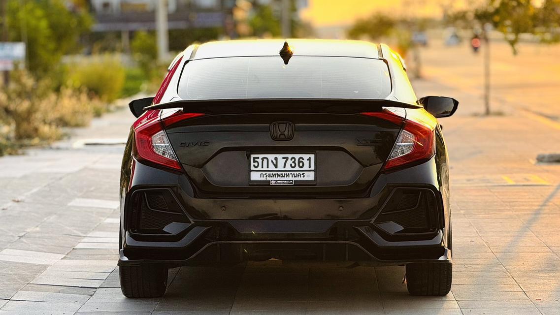 HONDA CIVIC FC 1.8E ปี16 รูปที่ 4