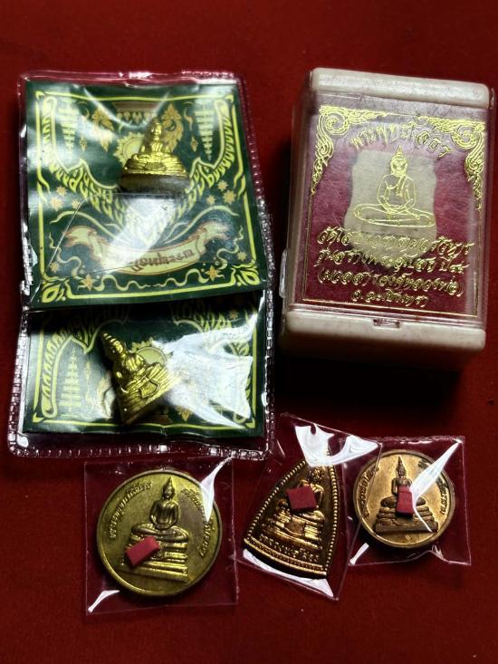 ยกชุดหลวงพ่อโสธร6องค์สวยๆ