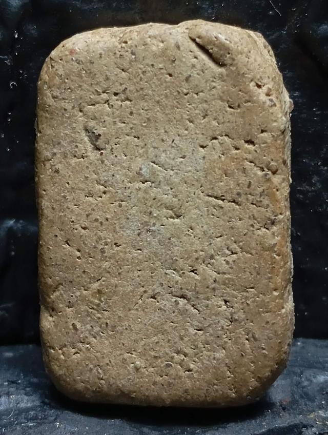 เปิดพระเนื้อผงเก่า ไม่ทราบที่ ชอบทักได้ครับ