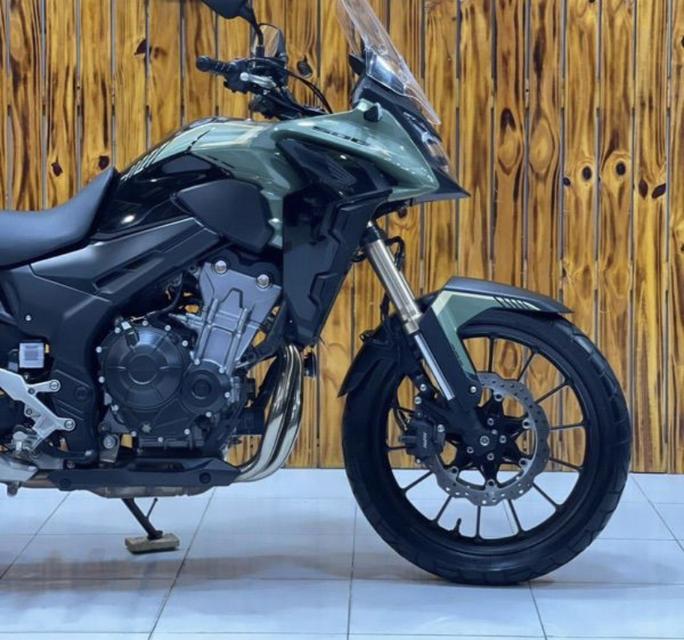 Honda CB500X สีเขียว-ดำ 2