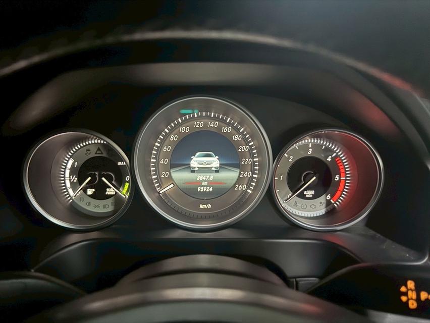 รหัสรถ NP888 : BENZ E300 BLUETEC HYBRID AMGปี : 2016 5