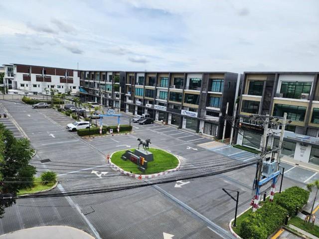 ให้เช่าโฮมออฟฟิศ 3.5 ชั้น H-Cape Biz Sector  อ่อนนุช-สุขาภิบาล2  เขตประเวศ ใกล้สนามบินสุวรรณภูมิ 4
