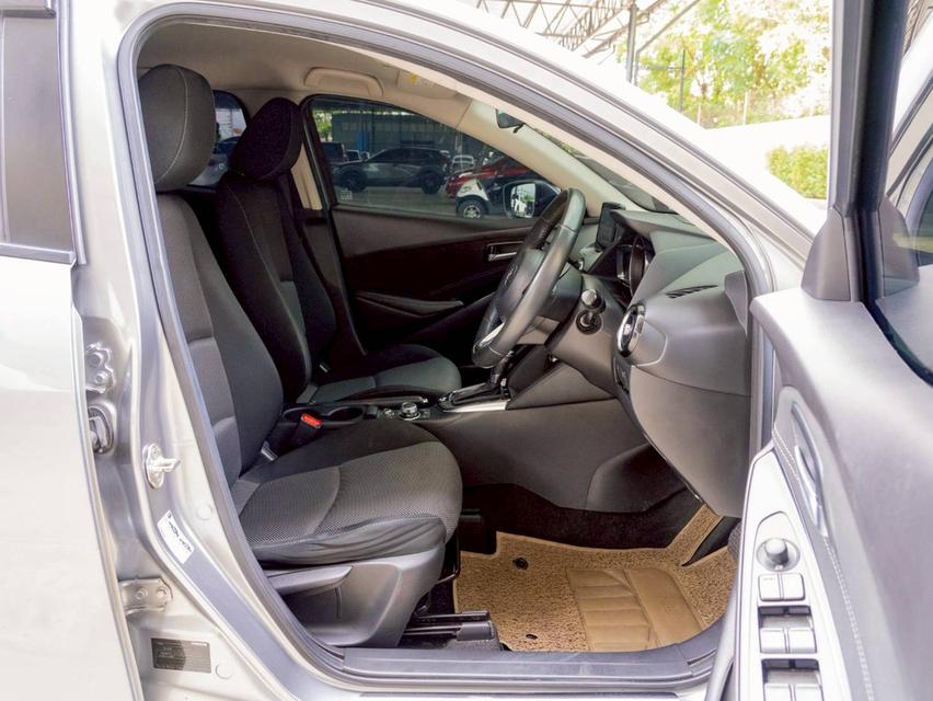 Mazda 2 1.3 High connect ปี 2018 15