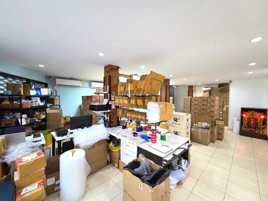 ให้เช่าอาคารพาณิชย์ 4 คูหา 4 ชั้น สาทร–นราธิวาส 14 ทำเลดี ใกล้ BTS ช่องนนทรี สาทร 4