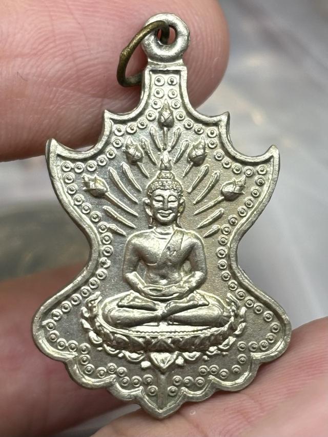 เหรียญ พระพุทธ วัดปทุมรังษี นาคู กาฬสินธุ์ พ.ศ.๒๕๒๙ สวยครับ