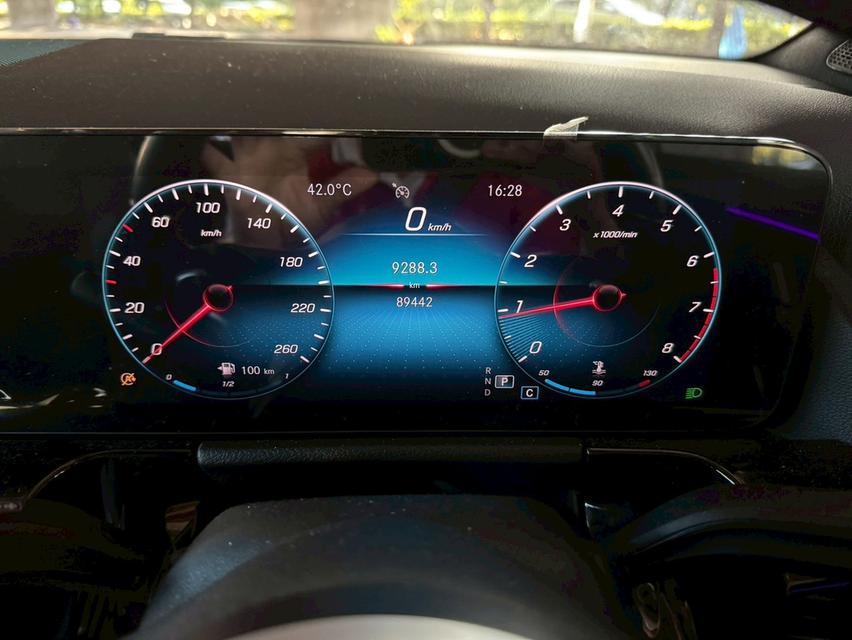 - 2021 Mercedes-Benz GLA200 1.3 AMG W247 เพียง1,059,000บาท เบนซิล เทอโบ 1,337CC 163แรงม้า รูปที่ 11