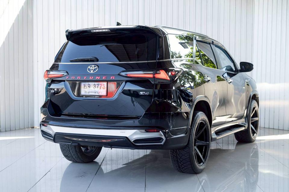 Toyota Fortuner 2.8V 4wd ปี16 รูปที่ 8