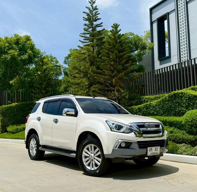 รหัสรถ CH62 ISUZU MU-X 1.9 Ddi DVD ปี 17จด18 สีขาว