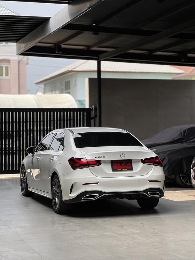 Benz A200 AMG 13