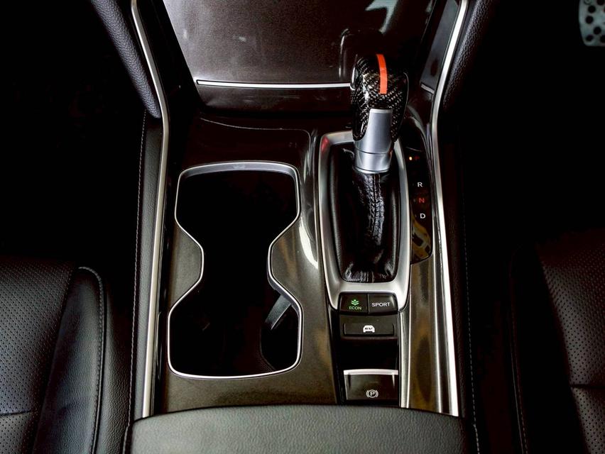 HONDA ACCORD 2.0 HYBRID TECH TOP 2021 ทั้งหรู ทั้งหล่อ ใส่ของแต่งมาเป็นแสน คุ้มๆ 15