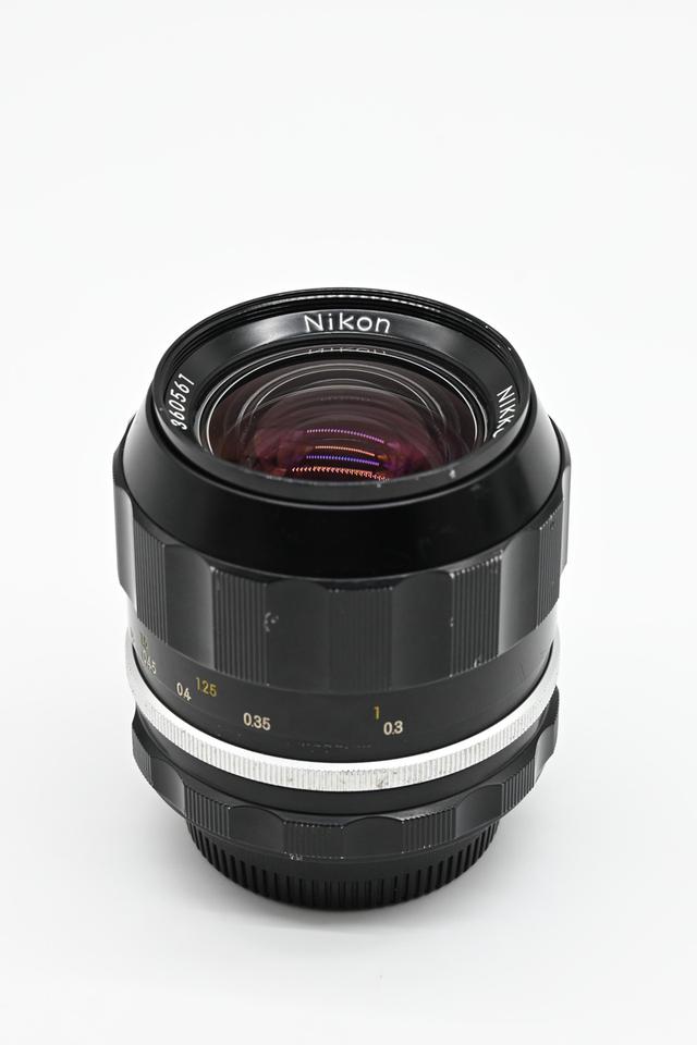 Nikkor-N Auto 35mm f1.4 มะเฟือง
