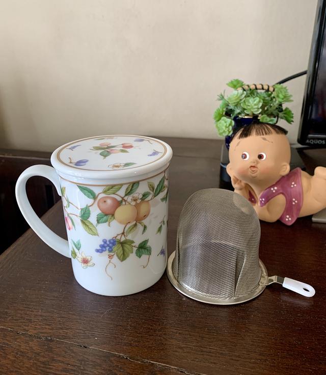 ชุดถ้วยมัคเซรามิคใส่ชาพร้อมกรองและฝาปิด จากอิตาลี รูปที่ 4