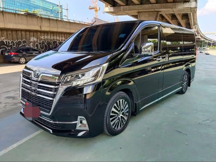 รีบขาย Toyota Majesty 4