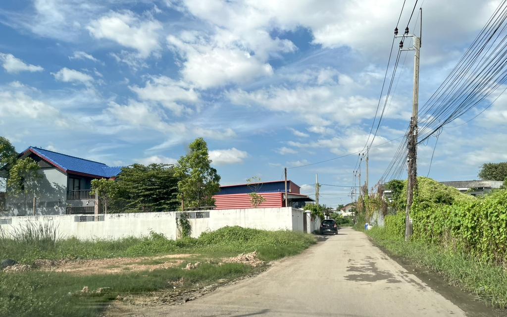 ขายที่ดิน 1 ไร่ ถนนนวมินทร์ ใกล้ทางด่วนเอกมัยรามอินทรา 098 7755 808 6