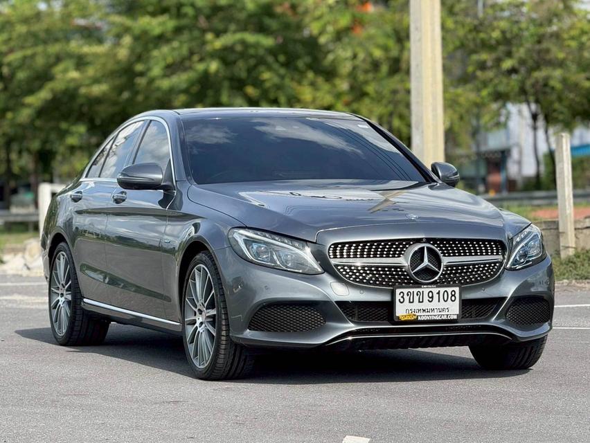 Mercedes Benz C350e AMG 2018 รถสวย ใช้น้อยมากๆ ใหม่จริงๆ คุ้มสุดๆ