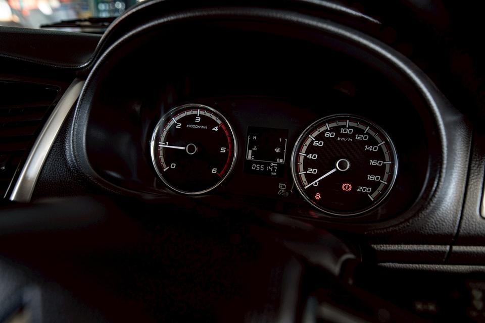 MITSUBISHI TRITON 2.4 MIVEC PLUS DOUBLE CAB ATHLETE ปี 2018 สีขาว ไมล์แท้ 55,147  17