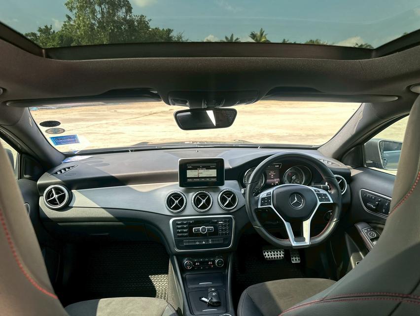 รหัสรถ PAT3860 Mercedes Benz GLA 250 AMG 2015 สีเทา 13