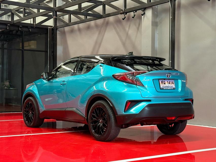 2019 TOYOTA CHR HV HI รถมือเดียวออกป้ายแดง รถวิ่งน้อย เข้าศูนย์ตามระยะ รถไม่เคยมีอุบัติเหตุครับ 6